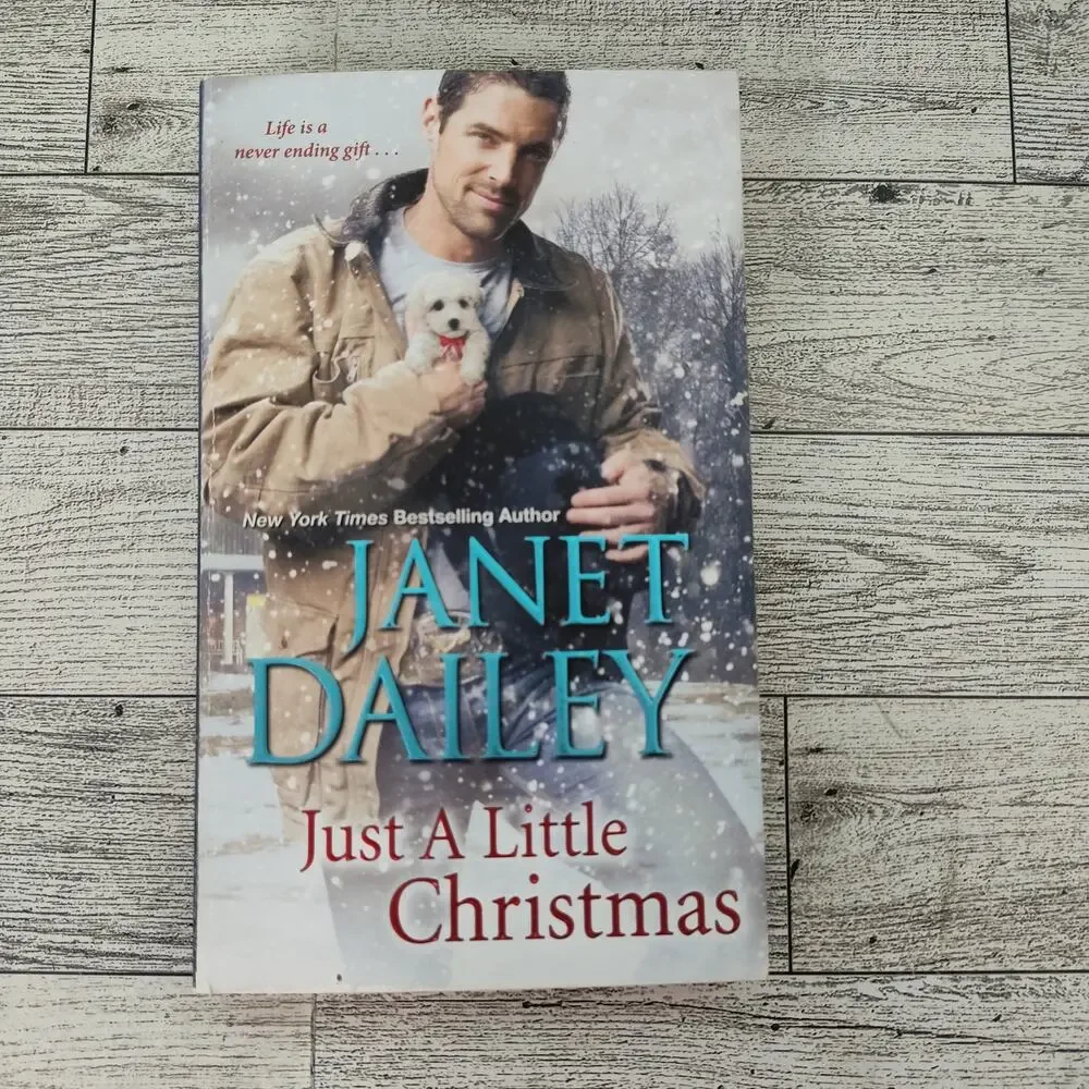 Just a Little Christmas by Janet Dailey 2017 Paperback Romance Zebra 1st‎ Print